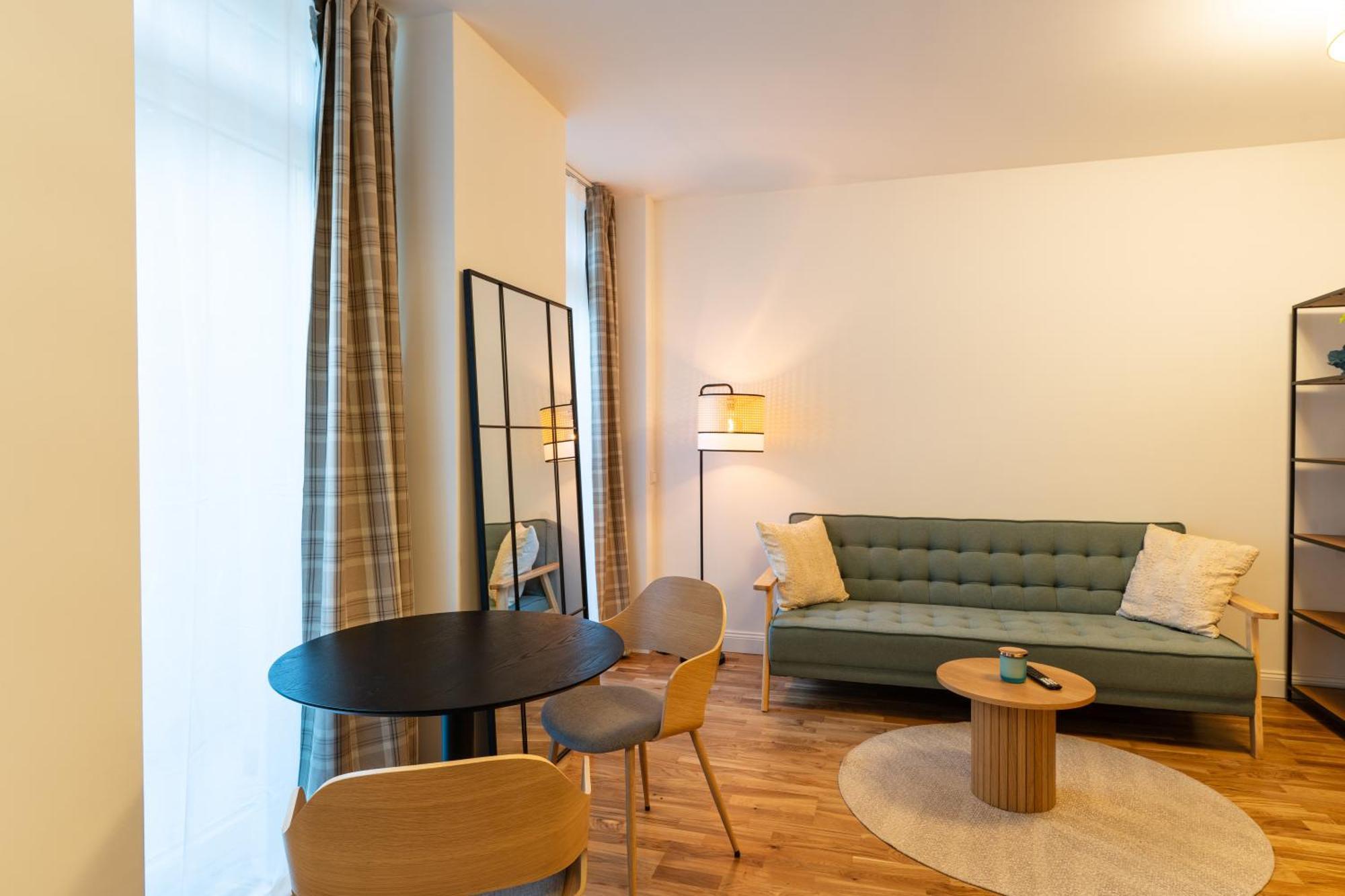 Apartment Helle Am Mehringdamm - Stylisch Und Zentral